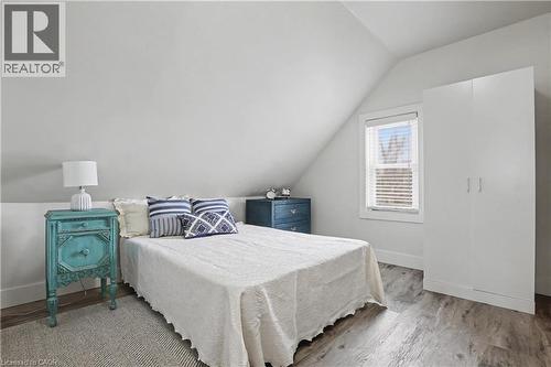 116 Waterloo Street, Waterloo, ON - Indoor Photo Showing Bedroom