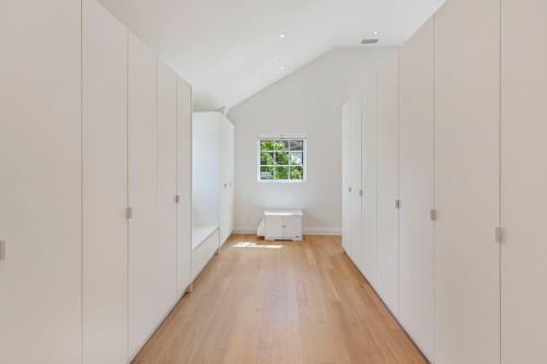 Penderie (Walk-in) - 1060 Ch. Dunraven, Mont-Royal, QC - Indoor Photo Showing Other Room