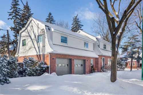 Façade - 1060 Ch. Dunraven, Mont-Royal, QC - Outdoor