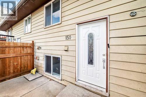 151F Pinehill Road Ne, Calgary, AB - Outdoor With Exterior