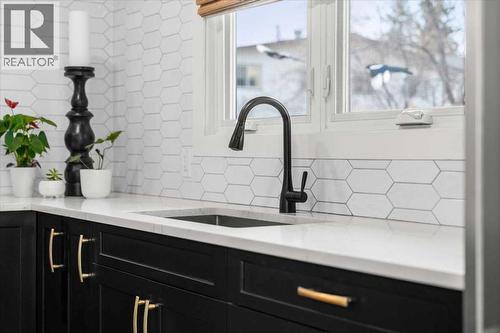 Main Floor - 2023 35 Avenue Sw, Calgary, AB - Indoor