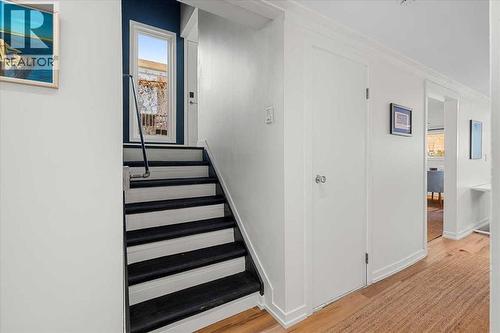 Lower Suite - 2023 35 Avenue Sw, Calgary, AB - Indoor Photo Showing Other Room