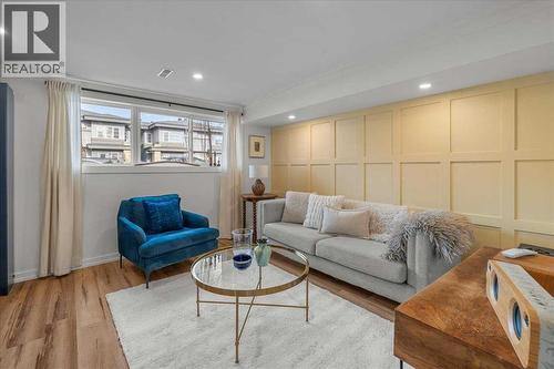 Lower Suite - 2023 35 Avenue Sw, Calgary, AB - Indoor Photo Showing Living Room
