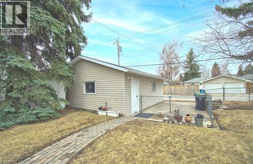 487 Arlington Drive Se, Calgary, AB - Outdoor