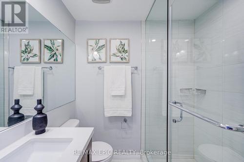 6 - 115 Henderson Avenue, Markham, ON - Indoor Photo Showing Bathroom