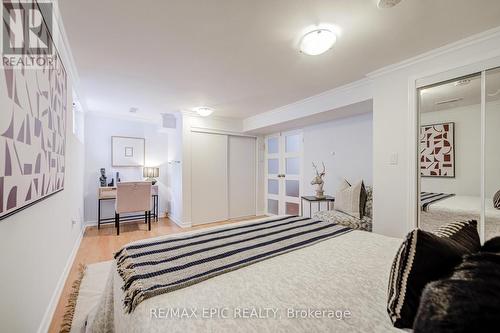 6 - 115 Henderson Avenue, Markham, ON - Indoor Photo Showing Bedroom