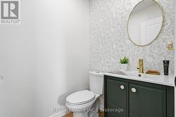 2pc bathroom on main foorO - 