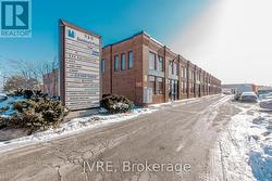 4 - 11 GOODMARK PLACE  Toronto, ON M9W 6R9