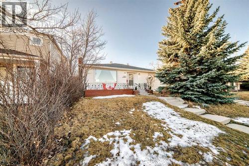 133 28 Avenue Ne, Calgary, AB - Outdoor