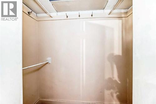 133 28 Avenue Ne, Calgary, AB - Indoor