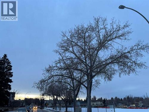 133 28 Avenue Ne, Calgary, AB - Outdoor With View
