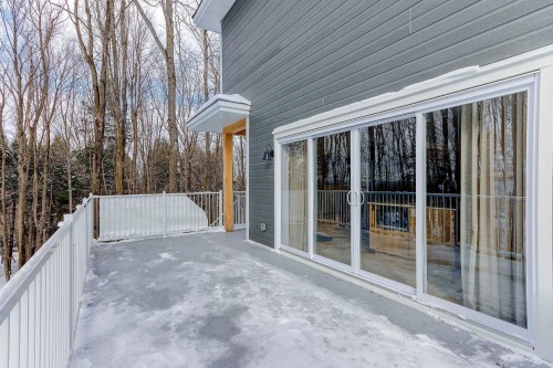 Balcony - 102-141 Rue Du Cercle-Des-Cantons, Bromont, QC - Outdoor With Exterior