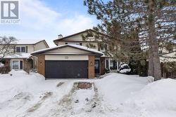 830 ACADIAN GARDENS  Ottawa, ON K1C 2V6