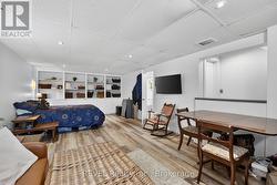 In-Law Bachelor Suite - 