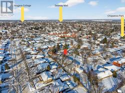 Close to shopping, schools and Chippewa Park! - 