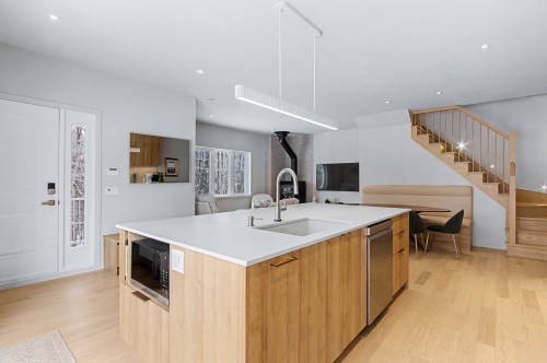 Kitchen - 104-141 Rue Du Cercle-Des-Cantons, Bromont, QC - Indoor Photo Showing Kitchen