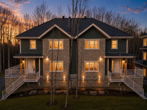 Front of Structure - 104-141 Rue Du Cercle-Des-Cantons, Bromont, QC - Outdoor With Deck Patio Veranda With Facade