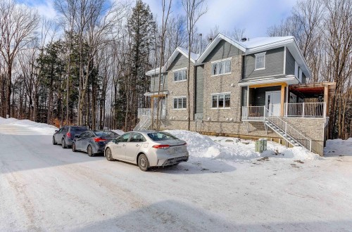 Back of Structure - 103-141 Rue Du Cercle-Des-Cantons, Bromont, QC - Outdoor