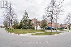 LOWER - 3207 PEBBLEWOOD ROAD  Mississauga, ON L5N 6P5