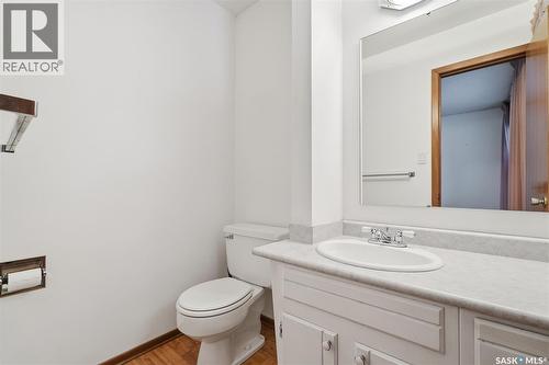 121 Simon Fraser Crescent, Saskatoon, SK - Indoor Photo Showing Bathroom