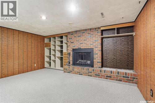 121 Simon Fraser Crescent, Saskatoon, SK - Indoor With Fireplace