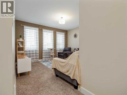 18 Northlander Road W, Lethbridge, AB - Indoor