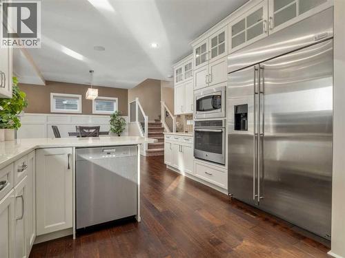 18 Northlander Road W, Lethbridge, AB - Indoor Photo Showing Kitchen