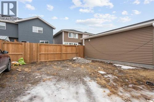 368 Redstone Drive Ne, Calgary, AB - Outdoor