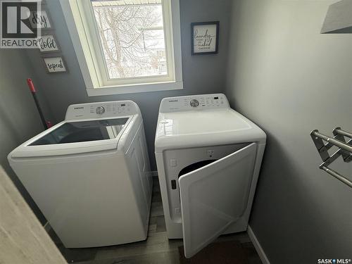 155 Maxwell Street, Kamsack, SK - Indoor Photo Showing Laundry Room