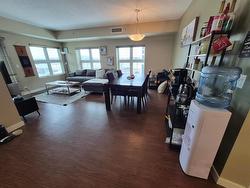 Corner unit condo provides large 3 pane windows with a nice view - 