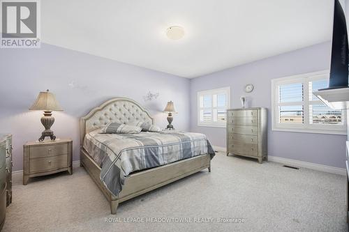 5221 Adobe Court, Mississauga, ON - Indoor Photo Showing Bedroom