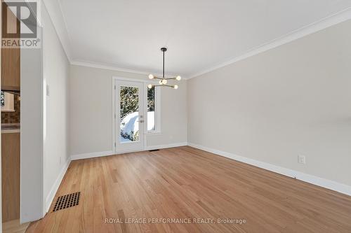 274 Compton Avenue, Ottawa, ON - Indoor Photo Showing Other Room