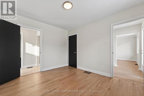 274 Compton Avenue, Ottawa, ON - Indoor Photo Showing Other Room