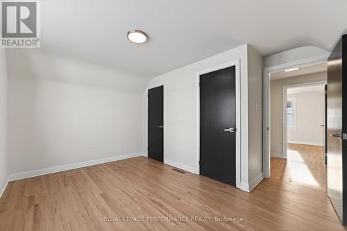 274 Compton Avenue, Ottawa, ON - Indoor Photo Showing Other Room