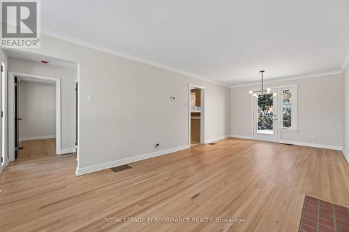 274 Compton Avenue, Ottawa, ON - Indoor Photo Showing Other Room