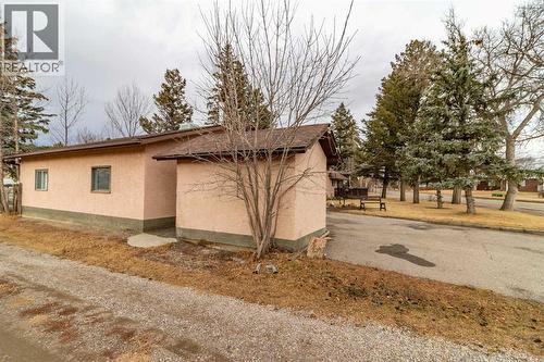 253 51 Avenue E, Claresholm, AB - Outdoor