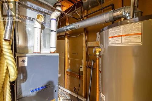 253 51 Avenue E, Claresholm, AB - Indoor Photo Showing Basement