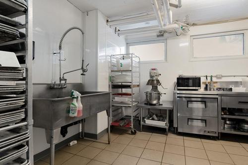 Kitchen - 82-82  - 90 Rue Wellington N., Sherbrooke (Les Nations), QC - Indoor