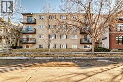 302, 823 1 Avenue NW  Calgary, AB T2N 0A4