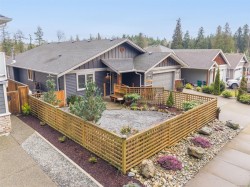 1320 Fielding Rd  Nanaimo, BC V9X 1K8