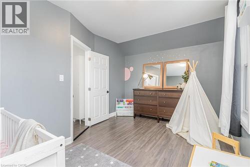 4 Robins Avenue, Hamilton, ON - Indoor Photo Showing Bedroom