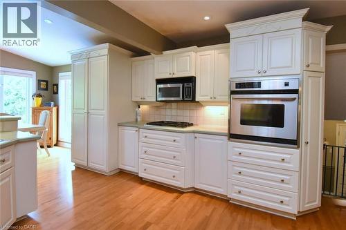 4131 Lorraine Crescent, Burlington, ON - Indoor Photo Showing Kitchen