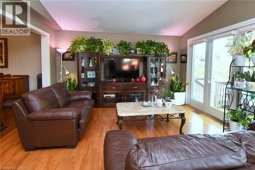 4131 Lorraine Crescent, Burlington, ON - Indoor Photo Showing Living Room