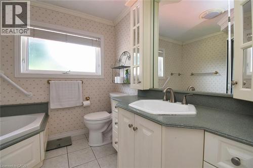 4131 Lorraine Crescent, Burlington, ON - Indoor Photo Showing Bathroom