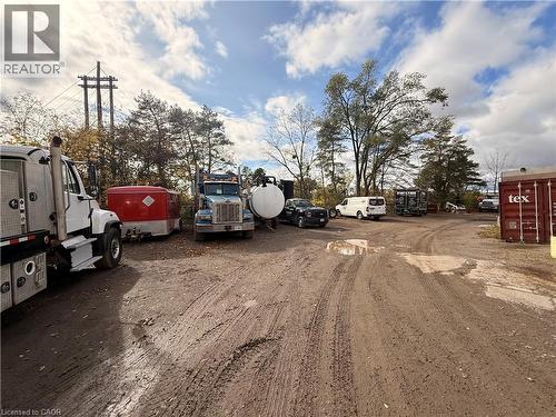 2070 Queensway Drive, Burlington, ON 