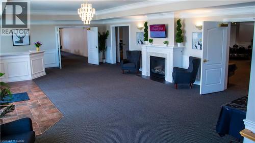 617 King Street N, Waterloo, ON 