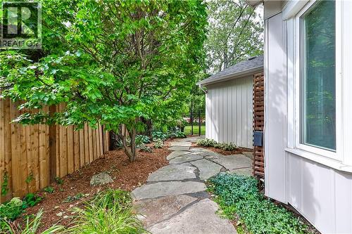 206 Rossmore Boulevard, Burlington, ON - Outdoor