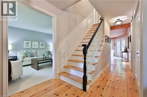 206 Rossmore Boulevard, Burlington, ON - Indoor Photo Showing Other Room