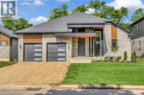 161 PARKSIDE Drive  Brantford, ON N3T 0S9