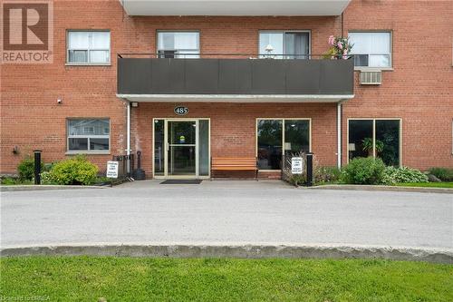 View of building exterior - 485 Thorold Road Unit# 323, Welland, ON - Outdoor With Exterior
